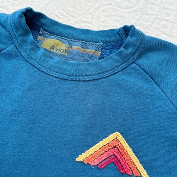 RARE Aviator Nation Mountain Stripe Crewneck Sweatshirt, Blue - Picture 3 of 8